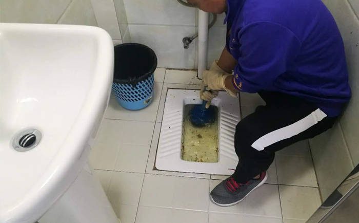 南区街道疏通蹲坑