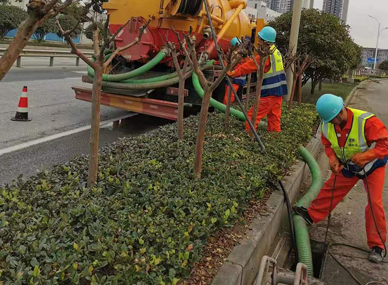 南区街道市政管道清淤